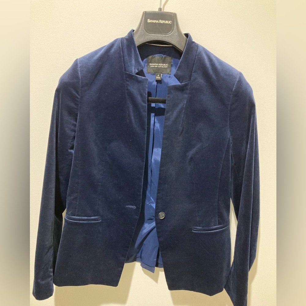 Banana Republic Blazer - 4